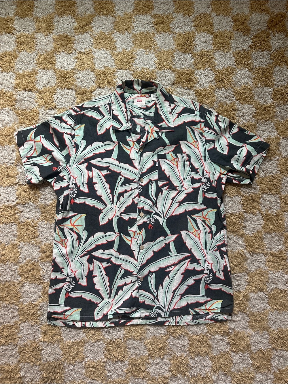 Levi’s Black Tropical Print Short-Sleeve Button Down Shirt